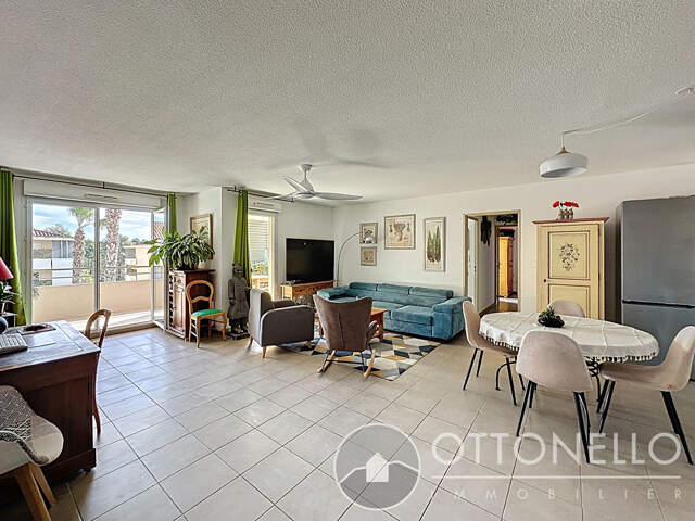 Appartement Roquebrune Sur Argens 3 pièces 66,06 m2 avec 2 terrasses et parkings — photo du bien