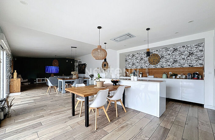 Maison Blaincourt-Lès-Précy  223M² 4 Chambres jardin 749m² — photo 5