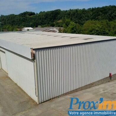 Commerce  750000 €