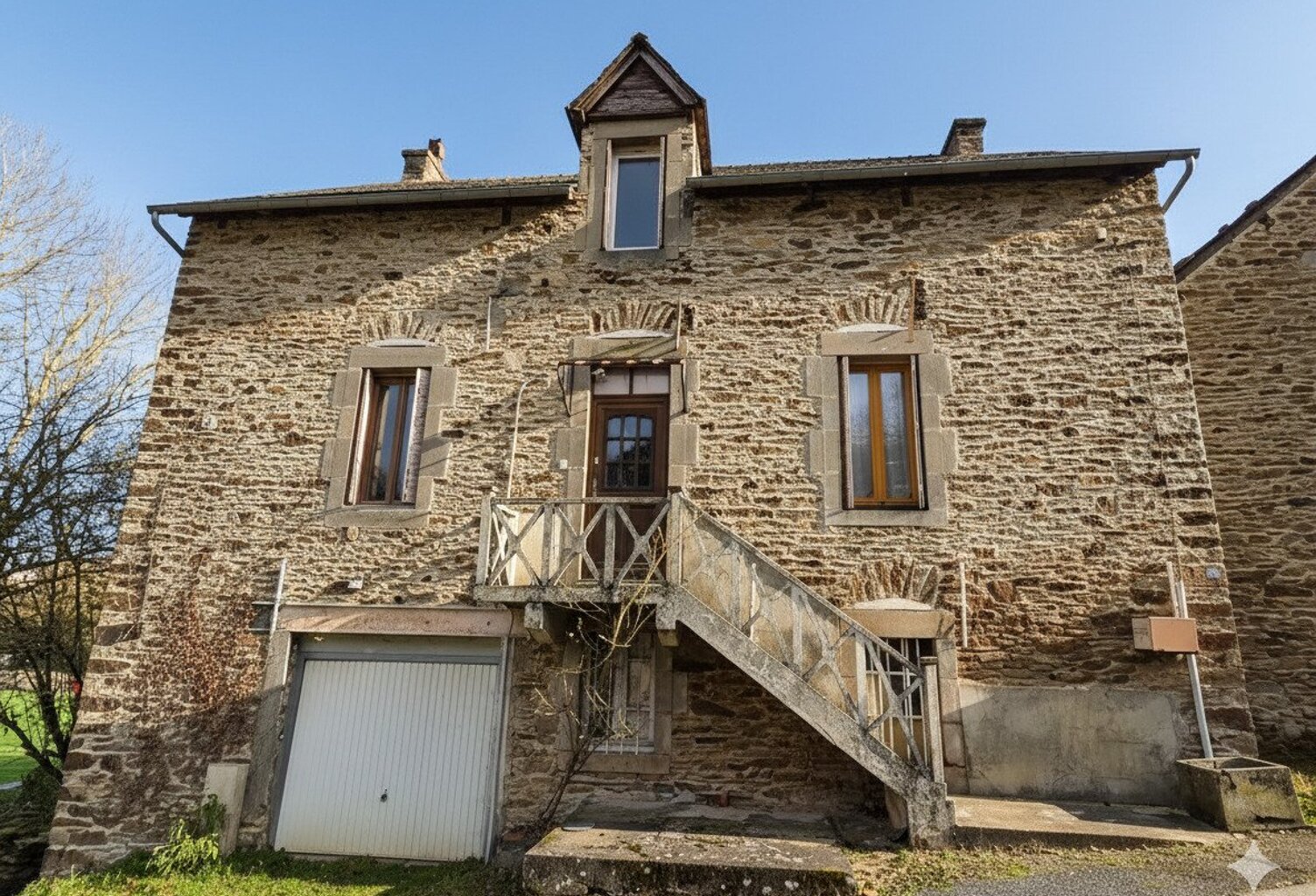 Maison — photo 1