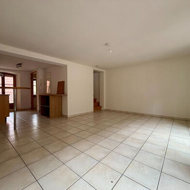 Appartement 3 pièces 721 €