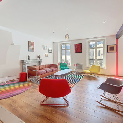 Appartement 4 pièces 577700 €