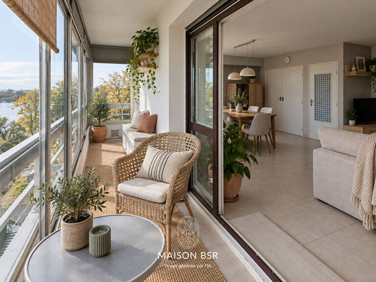 Bel Appartement Type 3 lumineux avec vue  sur la Loire 80 m2 au 7 è étage avec parking et cave. — photo 1