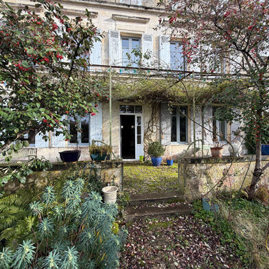 Maison 9 pièces 374800 €