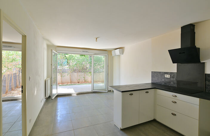 T2 REZ DE JARDIN TOULON EST — photo 2