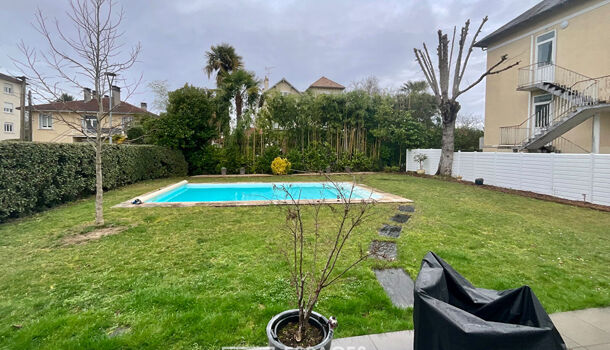 Villa / Maison 8 pièces  à vendre Pau 64000