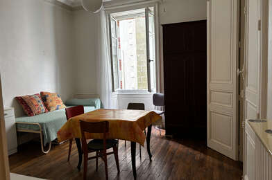 Appartement 4 pièces 298680 €
