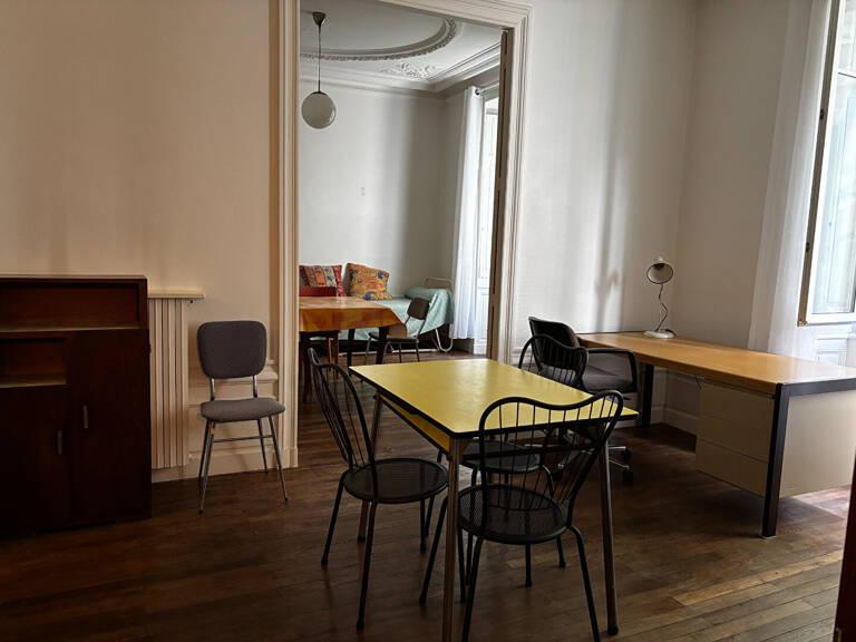 APPARTEMENT 4 PIECES CENTRE VILLE - GUIST'HAU — photo 1