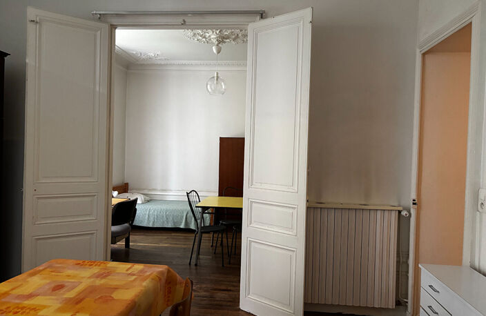 APPARTEMENT 4 PIECES CENTRE VILLE - GUIST'HAU — photo 2