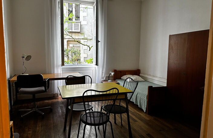 APPARTEMENT 4 PIECES CENTRE VILLE - GUIST'HAU — photo 3
