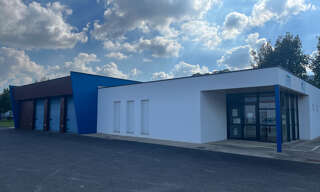 Commerce 8 Pièces 142 m² à louer à Antran (86100)