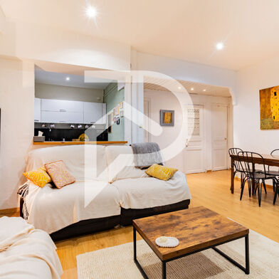 Appartement 4 pièces 266000 €