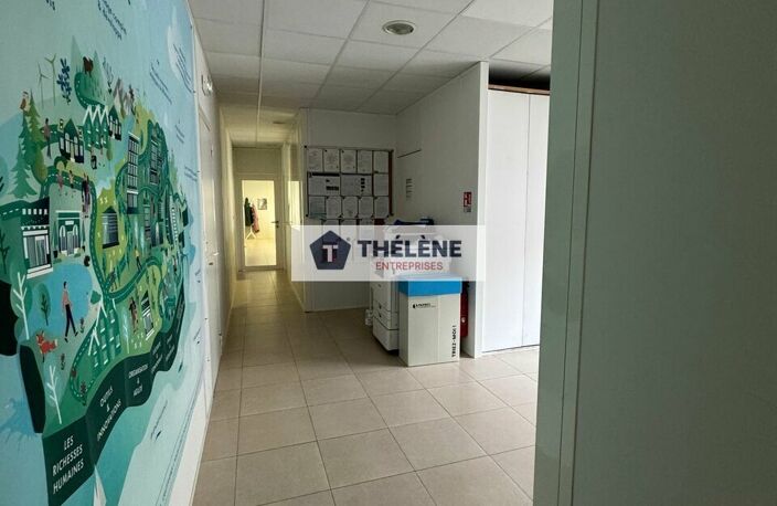 BUREAUX à LOUER — photo 3