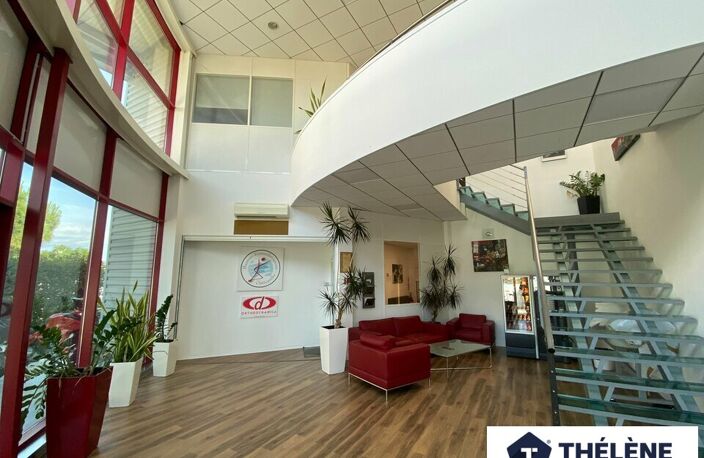 BUREAUX à LOUER — photo 4