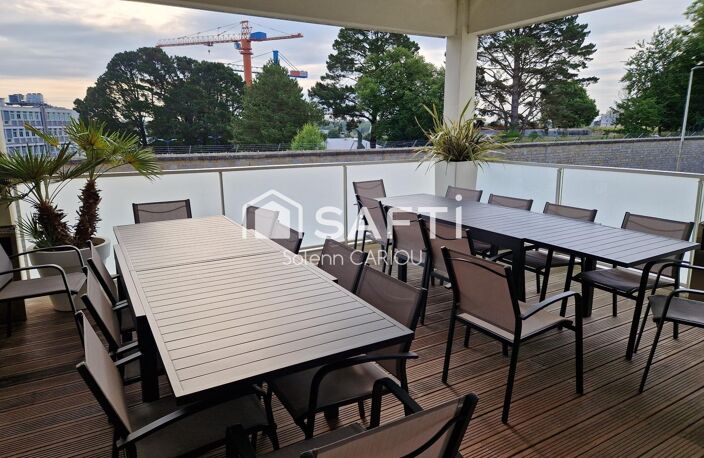 Ensemble tertiaire de 1 400 m² au cœur d'un secteur stratégique — photo 2