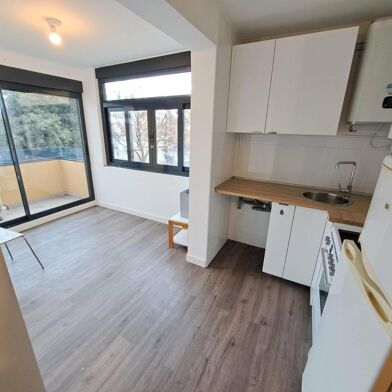 Appartement 2 pièces 573 €