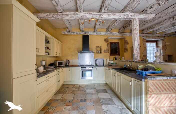 Maison en pierre de 8 pièces principales — photo 5