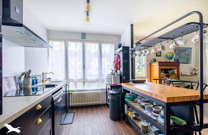 Vente appartement 3 pièces 65 m² Lyon 8 (69008) — photo 2