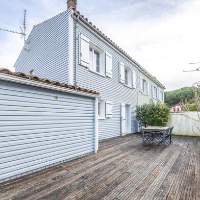 Maison 6 pièces 437808 €