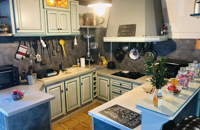 Maison en pierre de 4 pièces principales — photo 2