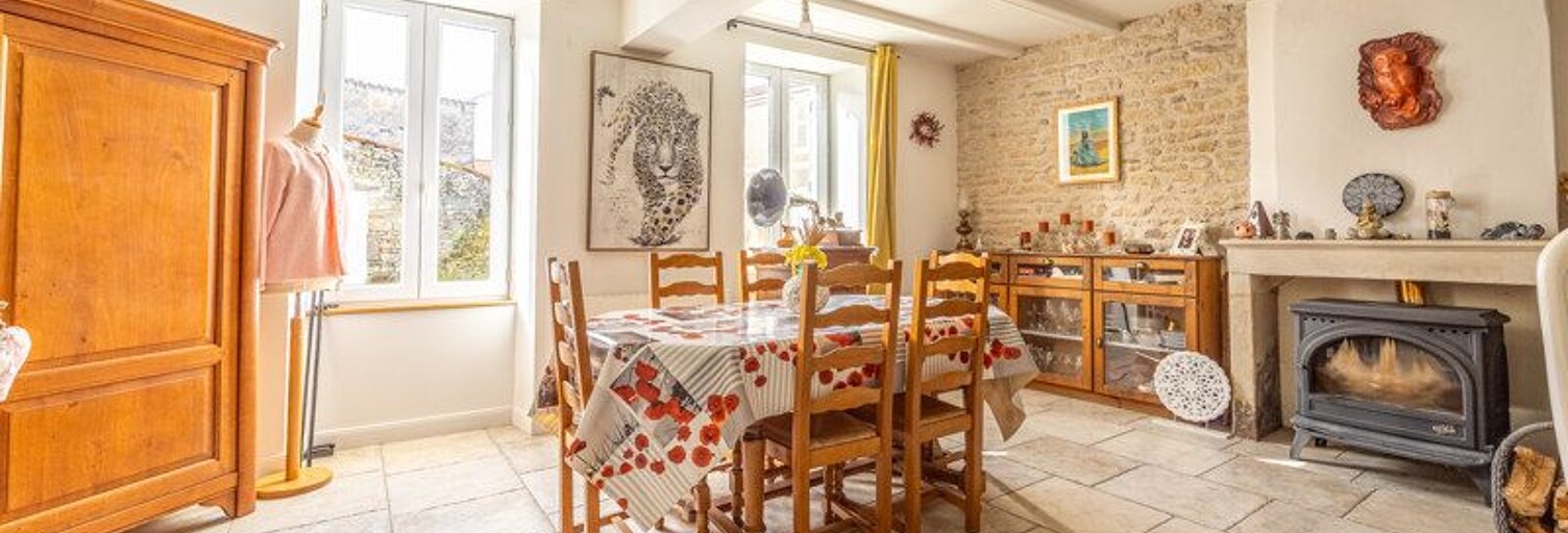 Maison 7 Pièces 169 m² à vendre à Ciré-d'Aunis (17290)