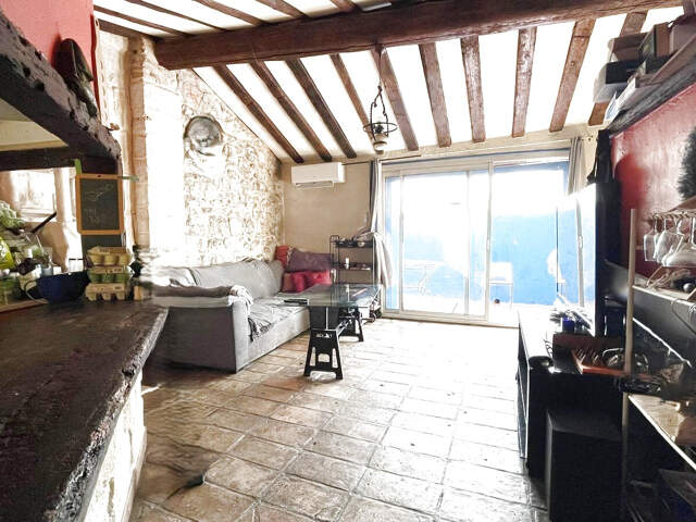 Investisseur Maison d'habitation avec commerce et appartement AIGUES MORTES — photo du bien