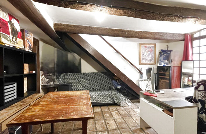 Investisseur Maison d'habitation avec commerce et appartement AIGUES MORTES — photo 4