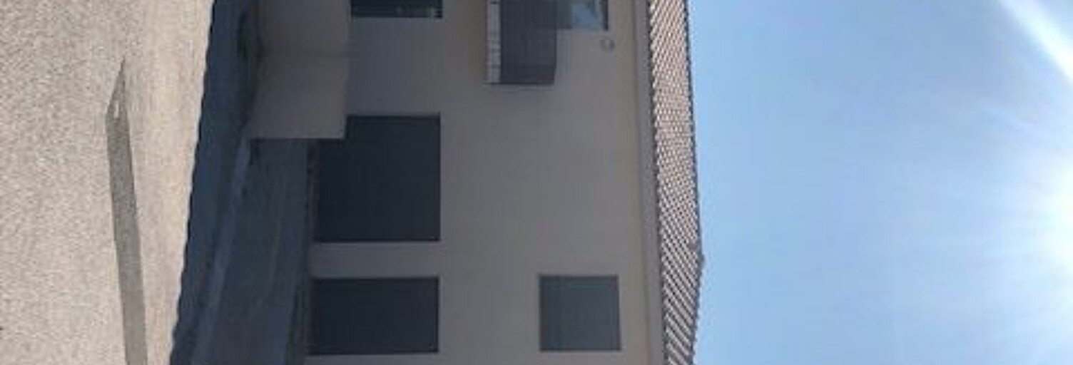 Commerce 4 Pièces 91 m² à louer à Sanary-sur-Mer (83110)