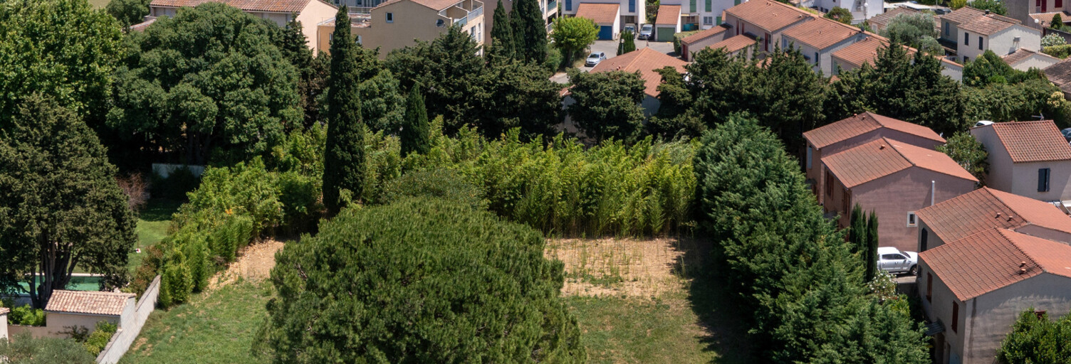 Terrain  1200 m² à vendre à Saint-Rémy-de-Provence (13210)