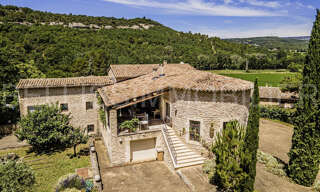 Maison 5 Pièces 355 m² à vendre à Ménerbes (84560)