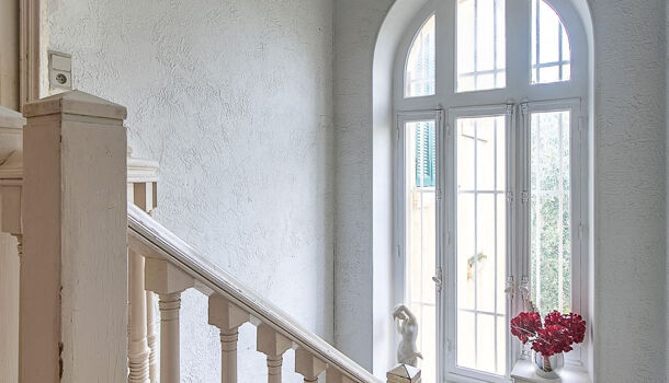 Villa / Maison 8 pièces  à vendre Marseille 8eme 13008