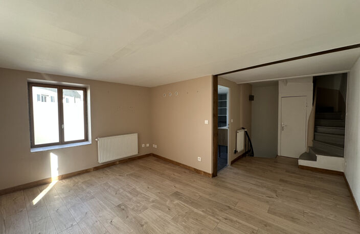 Maison de village avec cave — photo 2