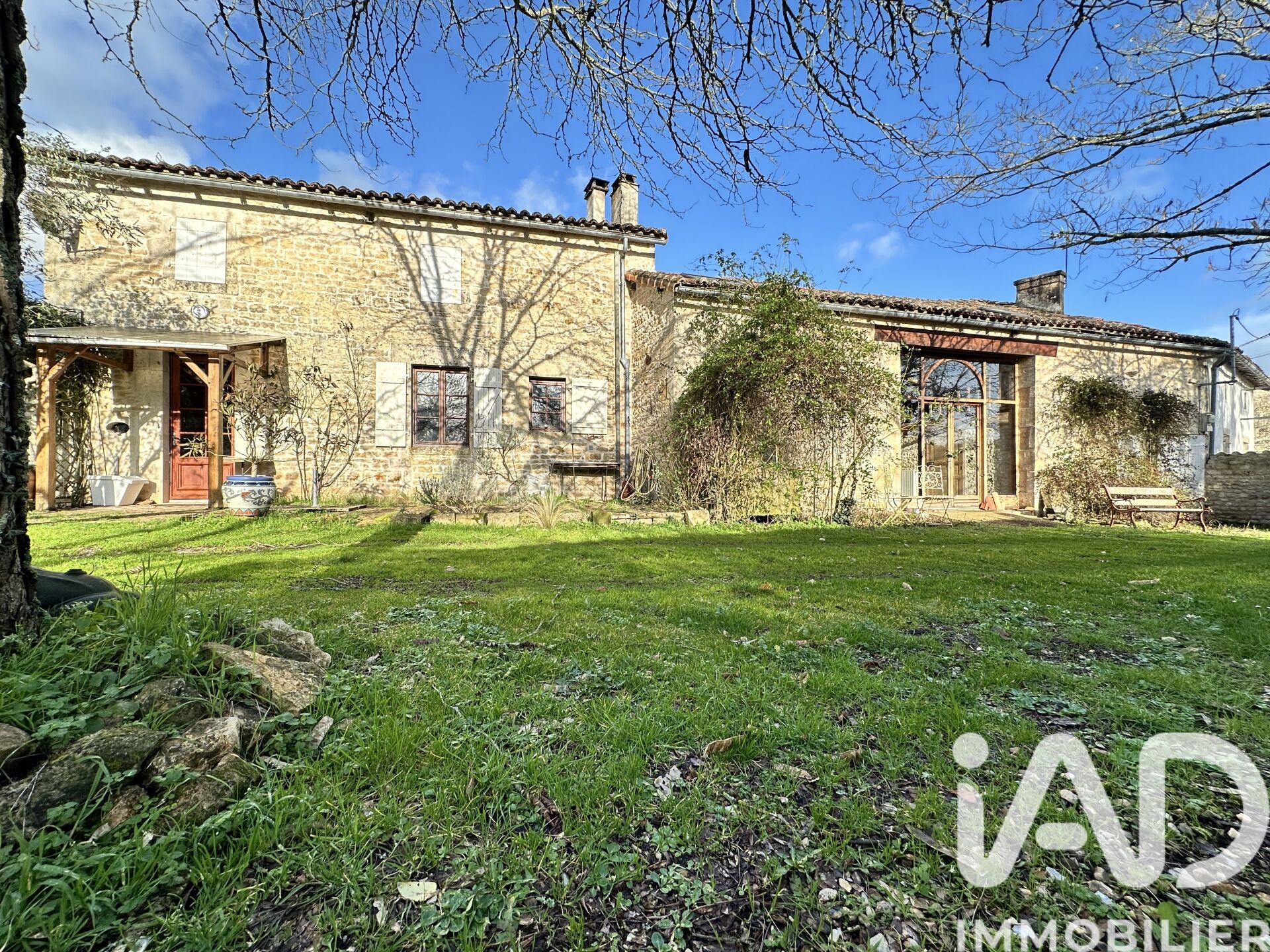 La-Chapelle-Pouilloux - 202m² - 5p. - 2ch.