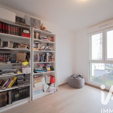 Appartement 4 pièces 240000 €