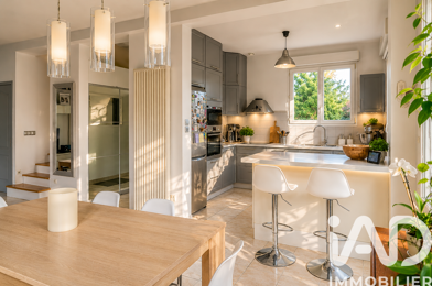 Maison 5 pièces 740000 €