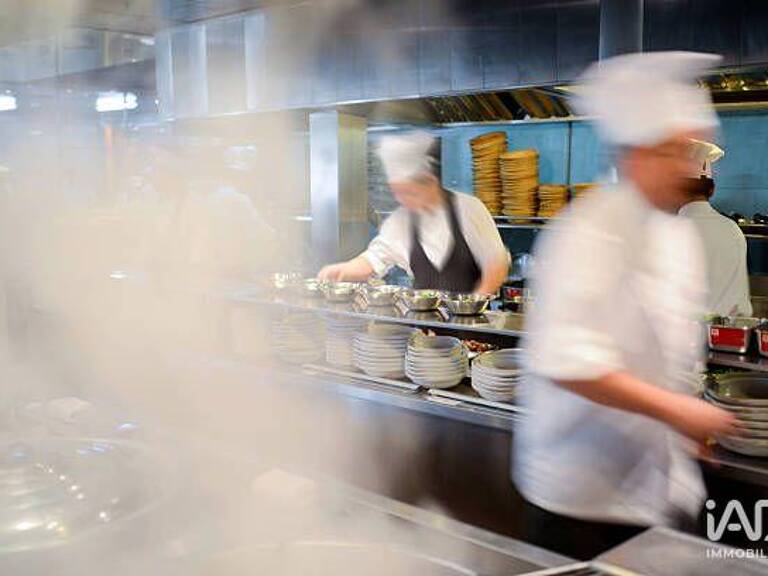 Vente Restaurant 240 m&sup2; — photo 1