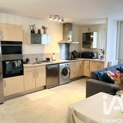 Appartement 3 pièces 121500 €