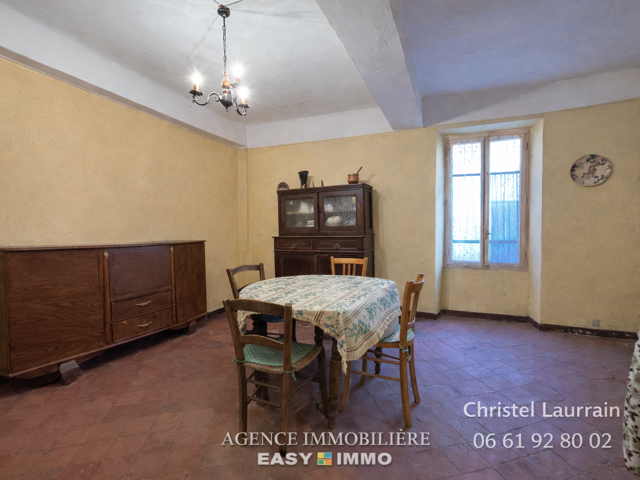 Maison de village de 86.65 m2 à fort potentiel à Régusse   P — photo du bien