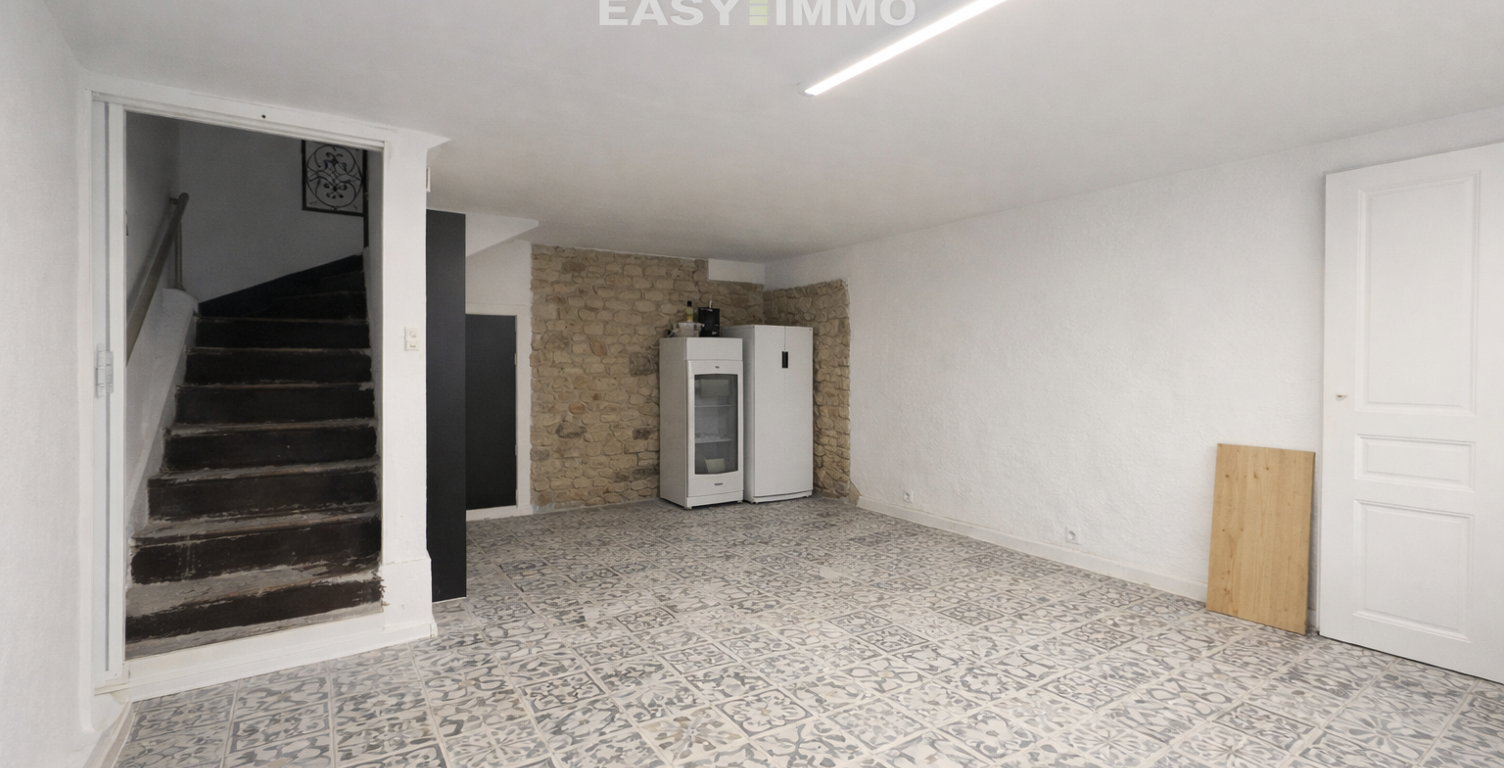 Charmante maison de village à finir de rénover dans un secte — photo 1