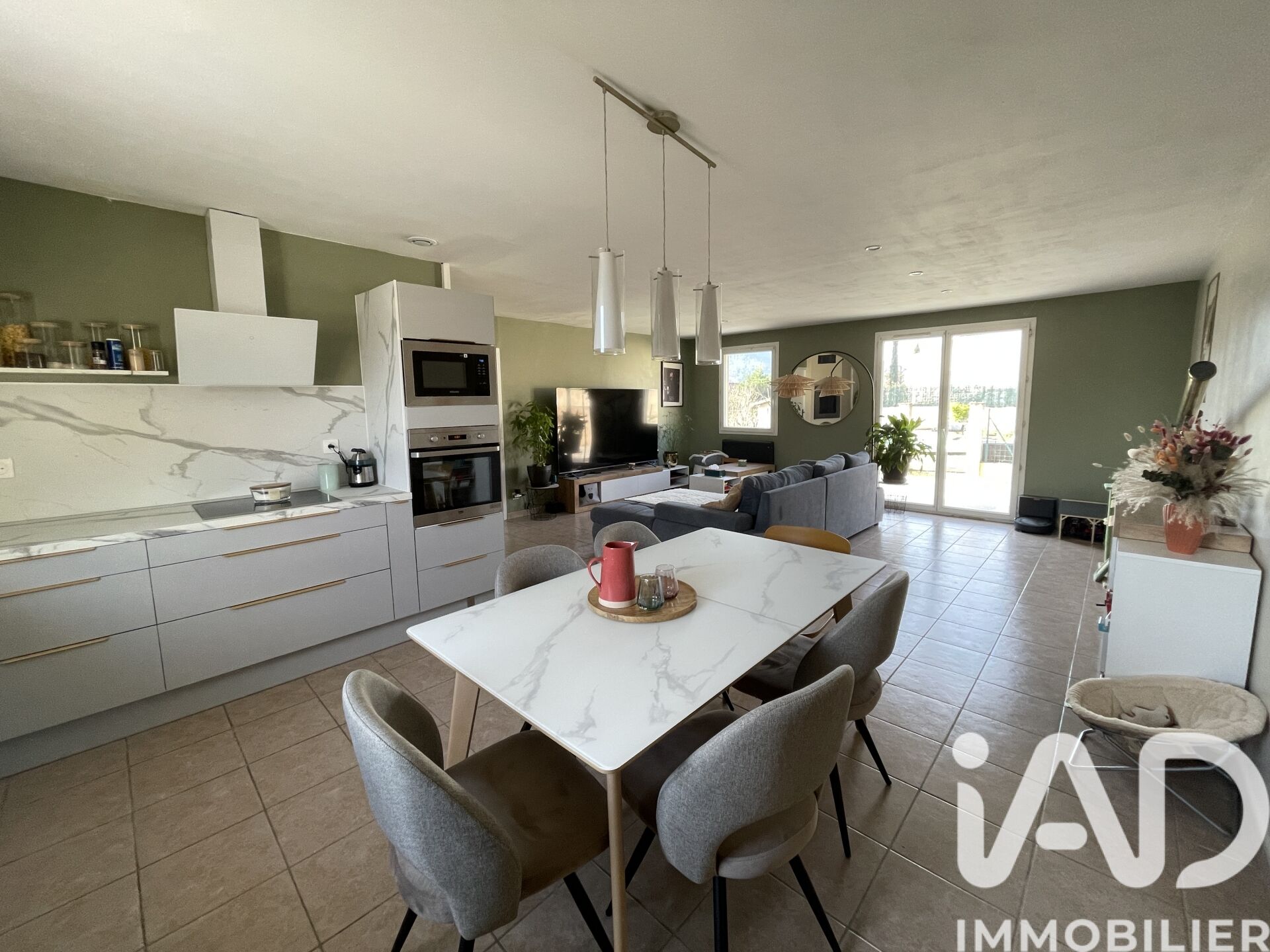 St-Julien-En-St-Alban - 90m² - 4p. - 3ch.