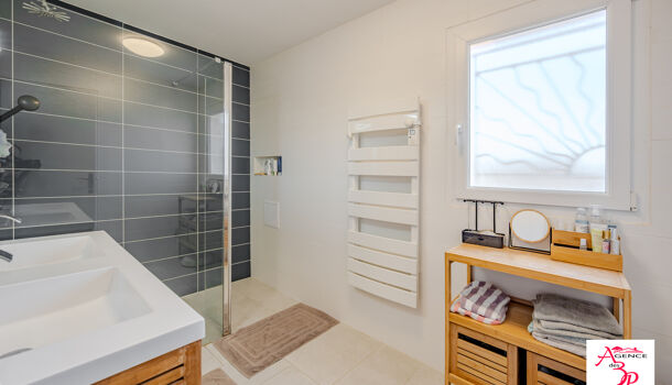 Villa / Maison 4 pièces  à vendre Pierrefeu-du-Var 83390