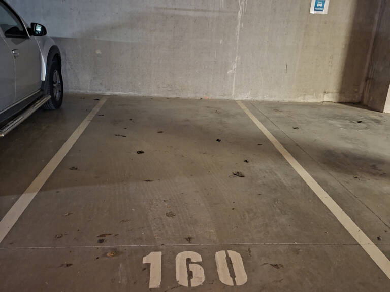 Place de parking en sous-sol — photo 1