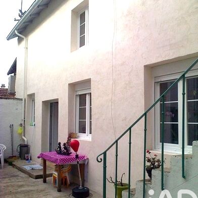 Appartement 4 pièces 176000 €