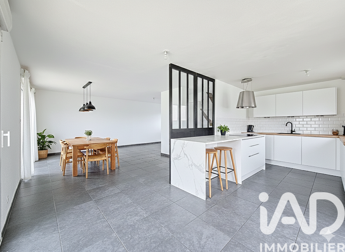 Vente Maison/villa 5 pièces - Photo 3
