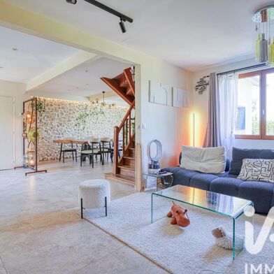 Maison 5 pièces 749000 €