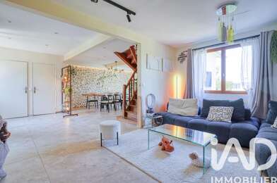 Maison 5 pièces 749000 €