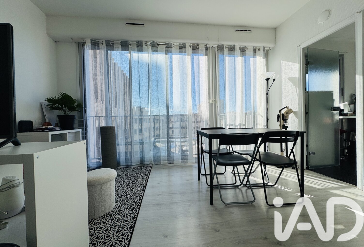 Vente Studio 1 pièce — photo 1