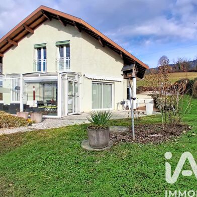 Maison 5 pièces 640000 €