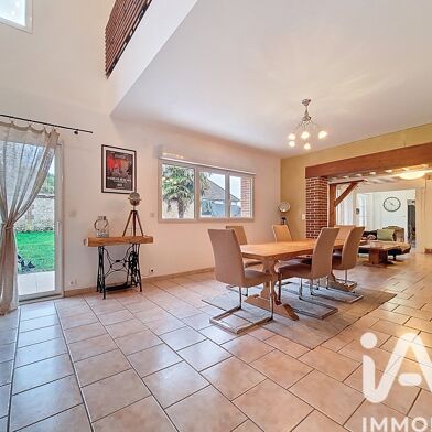 Maison 7 pièces 349000 €