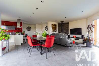 Maison 4 pièces 405000 €